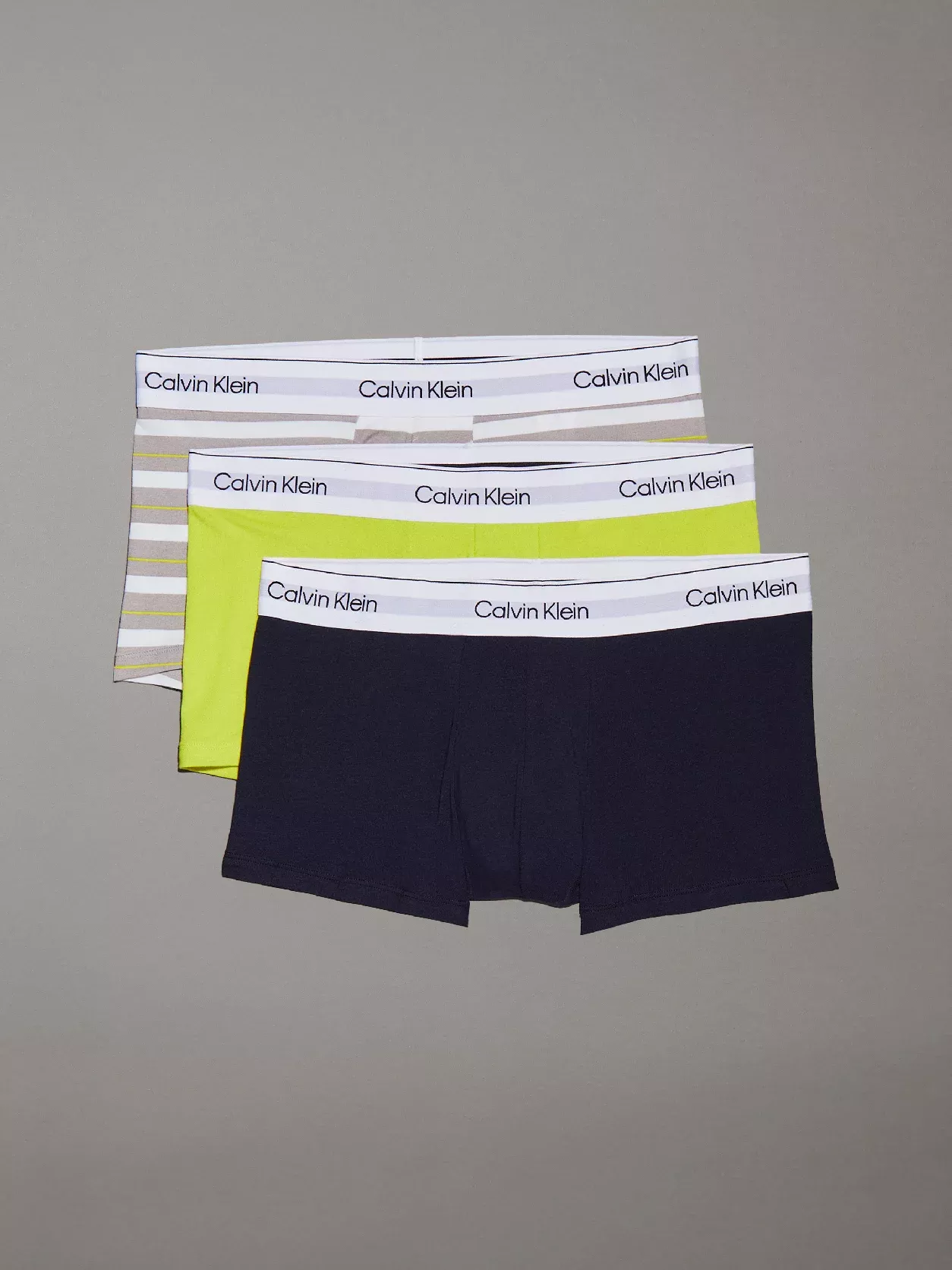 طقم سراويل داخلية قصيرة بخصر منخفض من تشكيلة Icon Cotton Stretch من 3 قطع